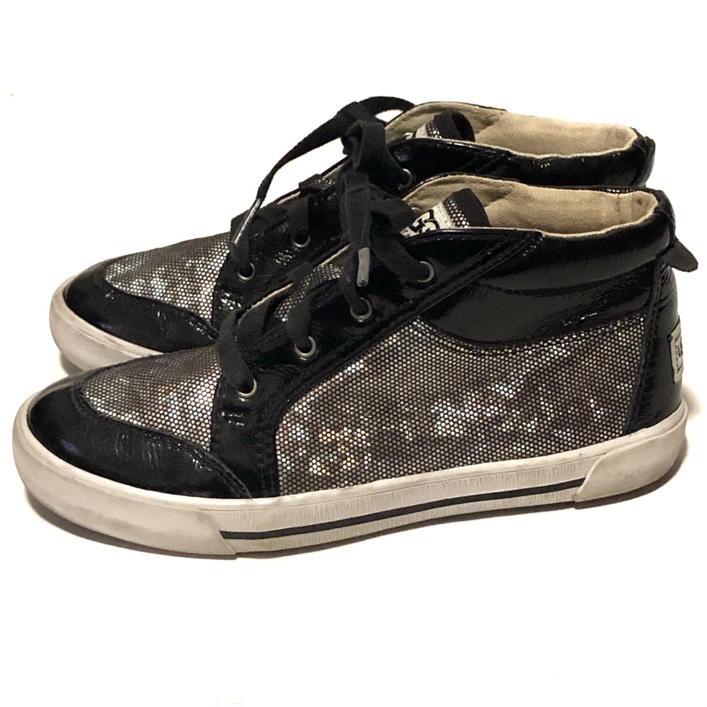 UGG Aubry Metallic Sneaker